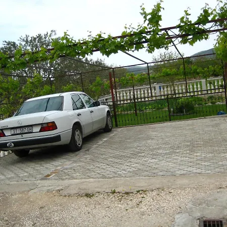With A Parking Space Kastel Stari, - 12691 *